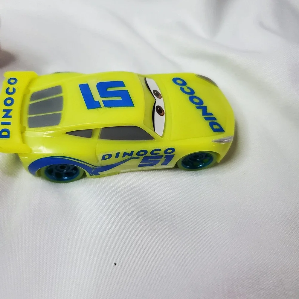 Disney‎ Pixar Cars Cruz Ramirez Dinoco 51 Yellow Toy Car Mattel